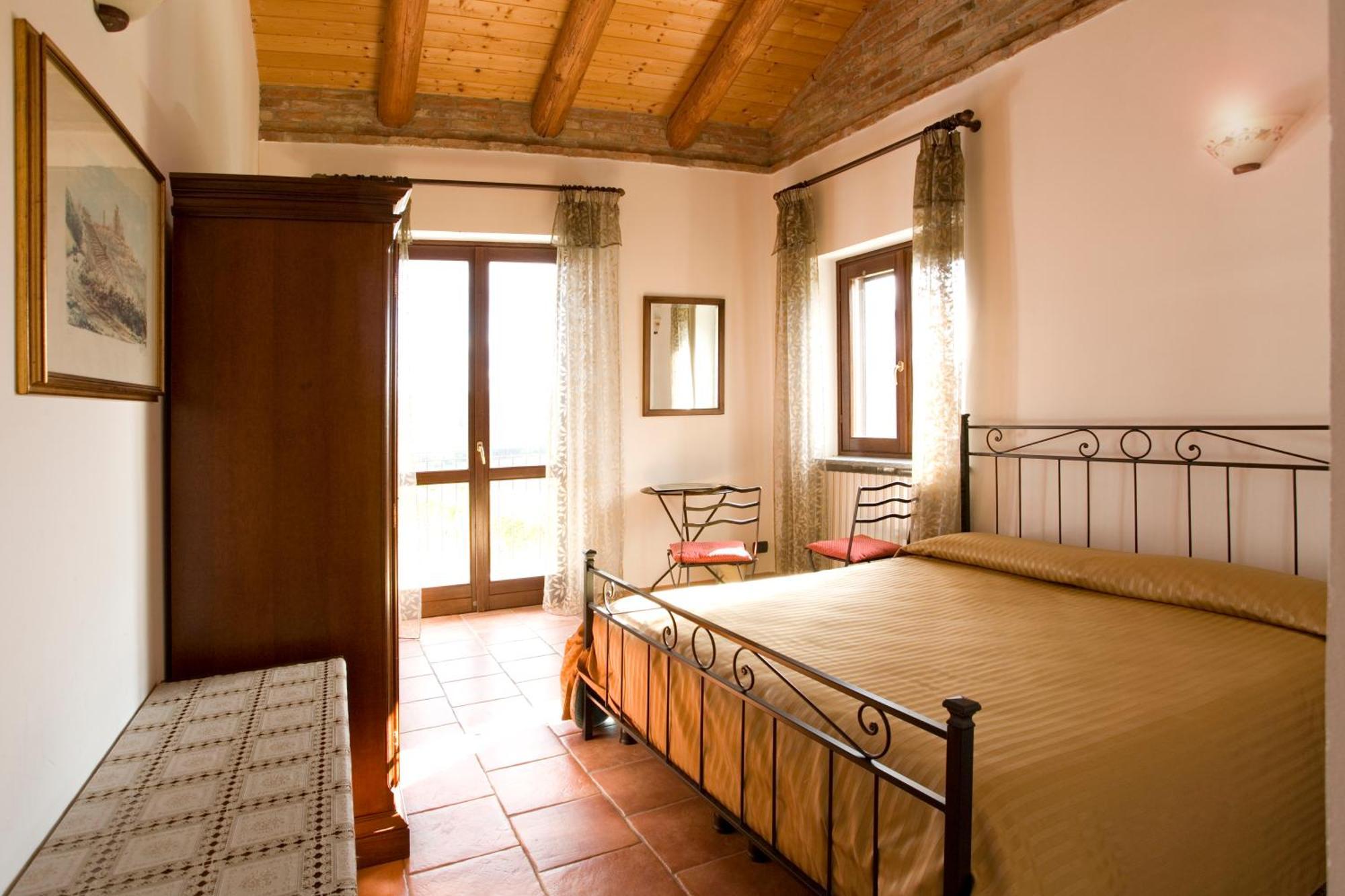 Agriturismo Antichi Poderi Gallina Neive Extérieur photo