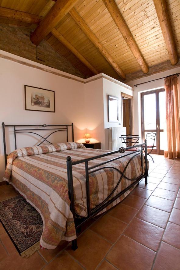Agriturismo Antichi Poderi Gallina Neive Extérieur photo
